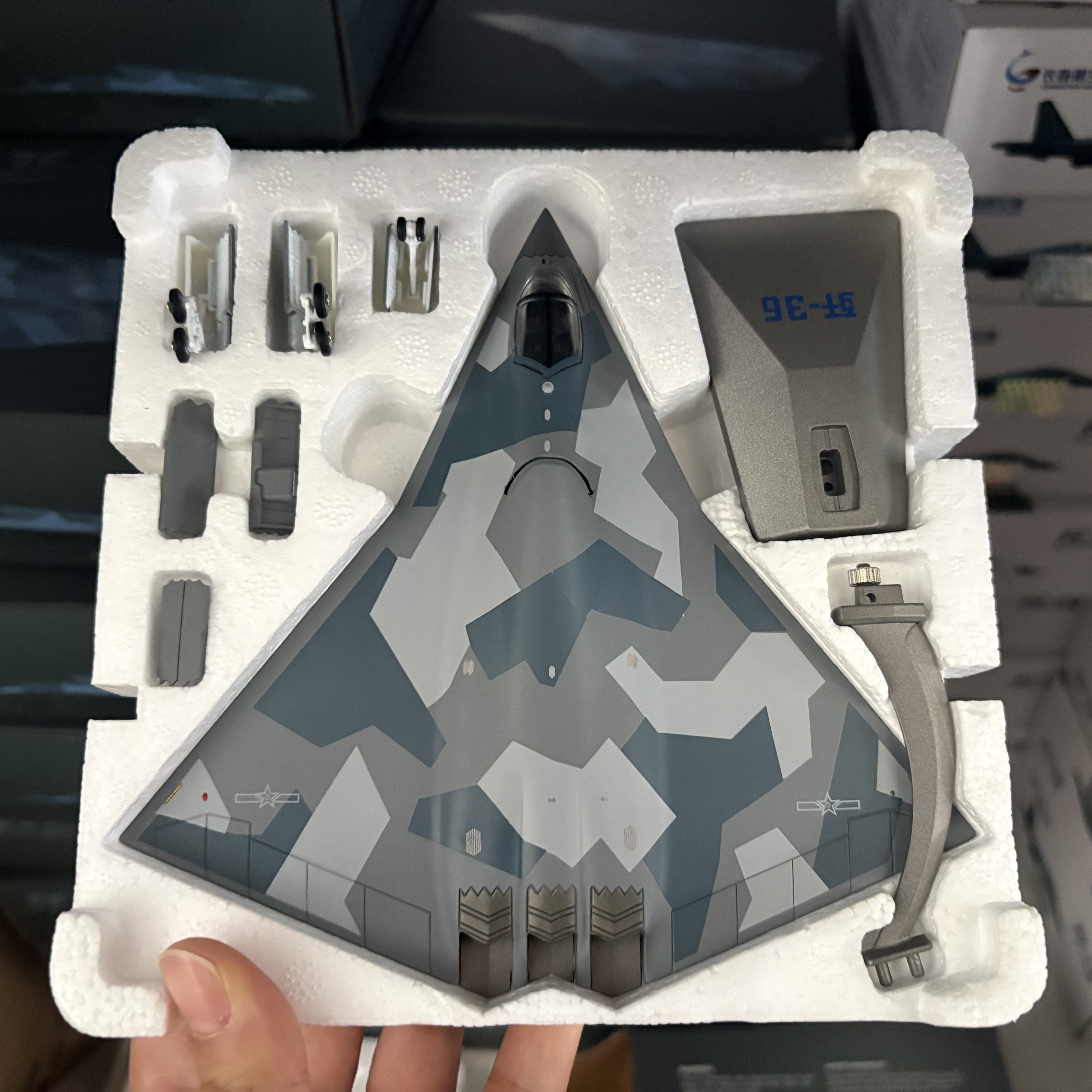 Model Kit Plane - 1/144 J-36 Chinese 6th Generation Aircraft