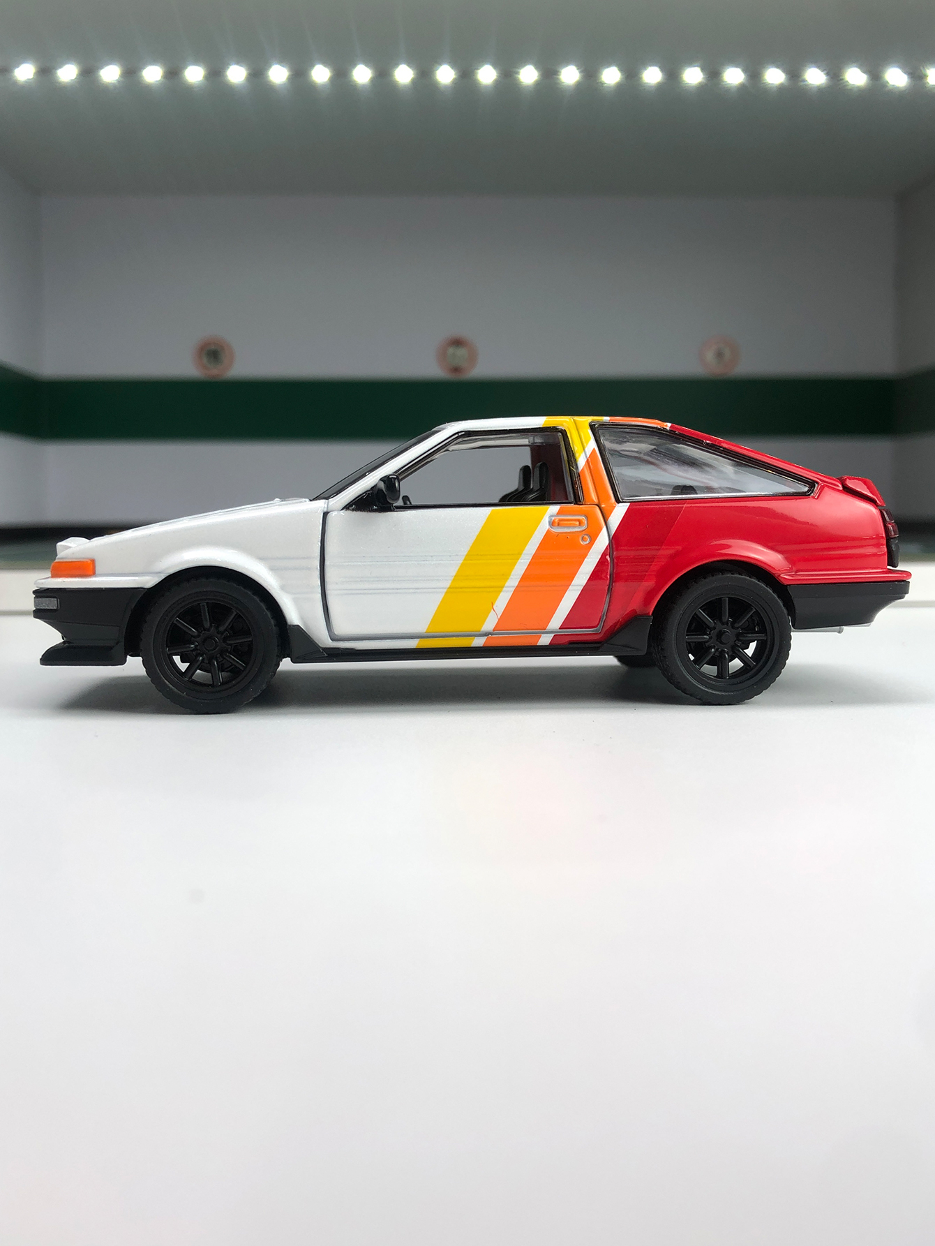 1: 37 simulation zinc alloy To - Model Kit Cars recensione e prezzo