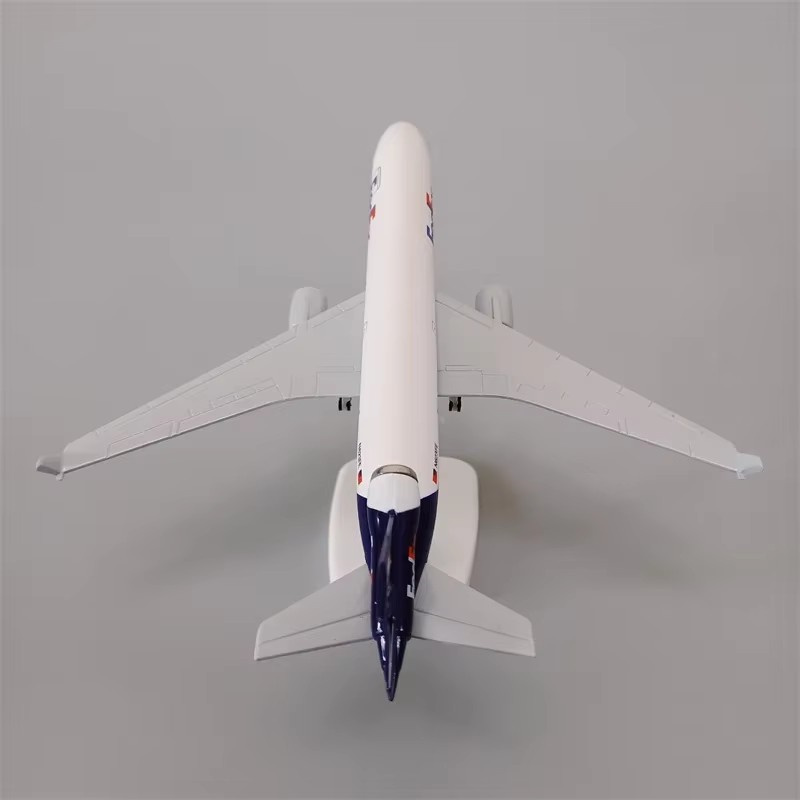 Airplane Model 20cm Air Fedex  - Model Kit Simulator recensione e prezzo