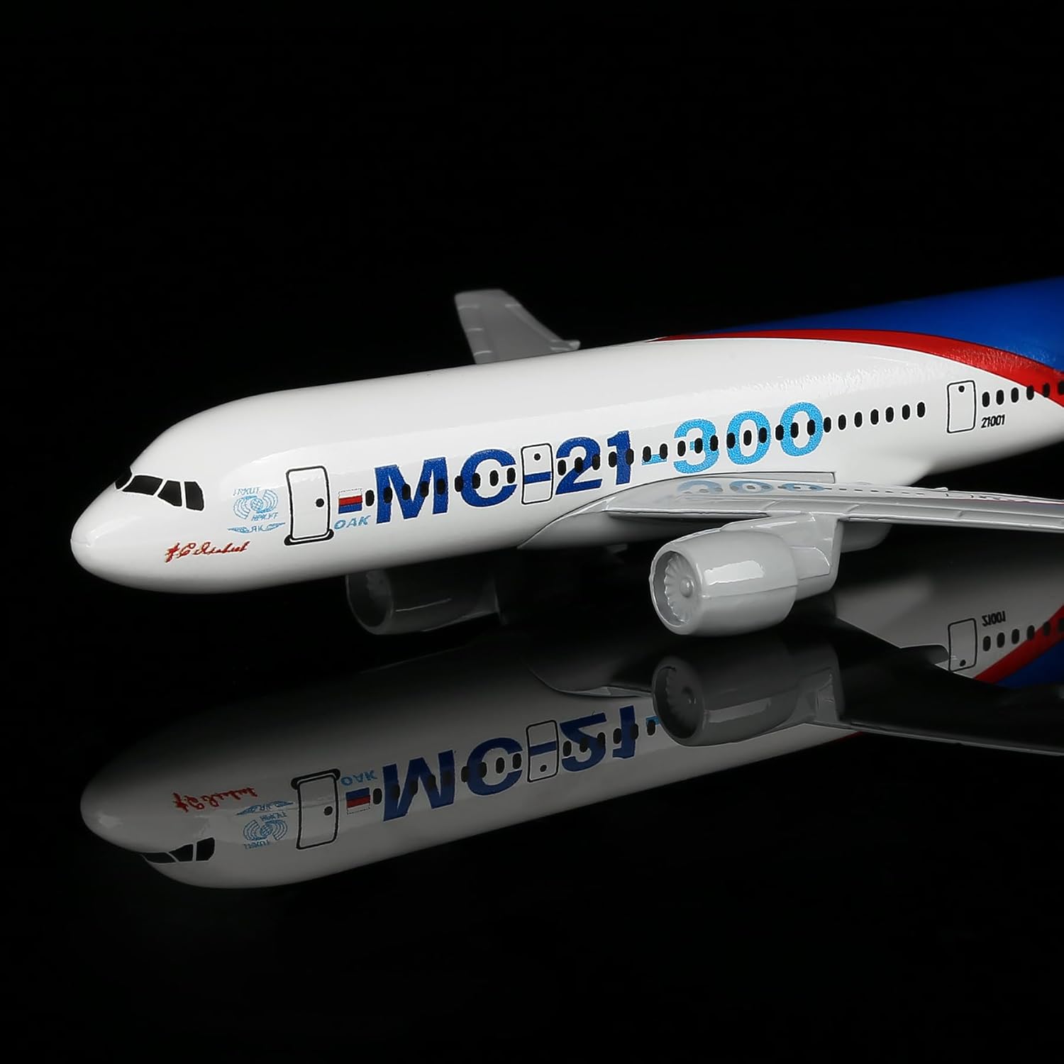 1/400 Scale 16cm Russia MC-21  - Model Kit Plane recensione e prezzo