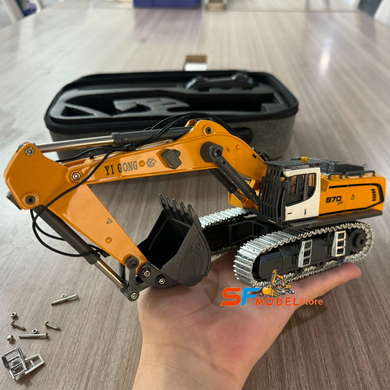 Mini Excavator 1/50 970 Electr - Model Kit Excavator recensione e prezzo
