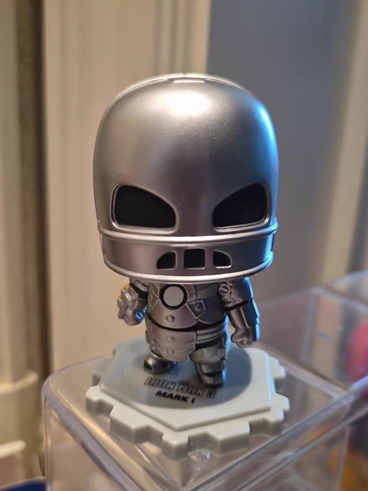 Hot Toys Cosbi Marvel Iron Man - Model Kit Box recensione e prezzo