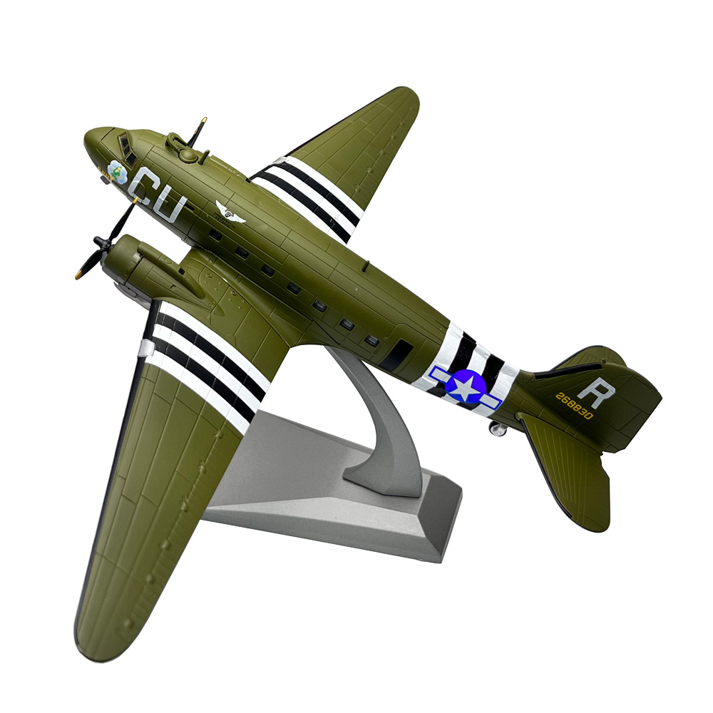 1:100 Scale World War II Dougl - Model Kit Plane recensione e prezzo
