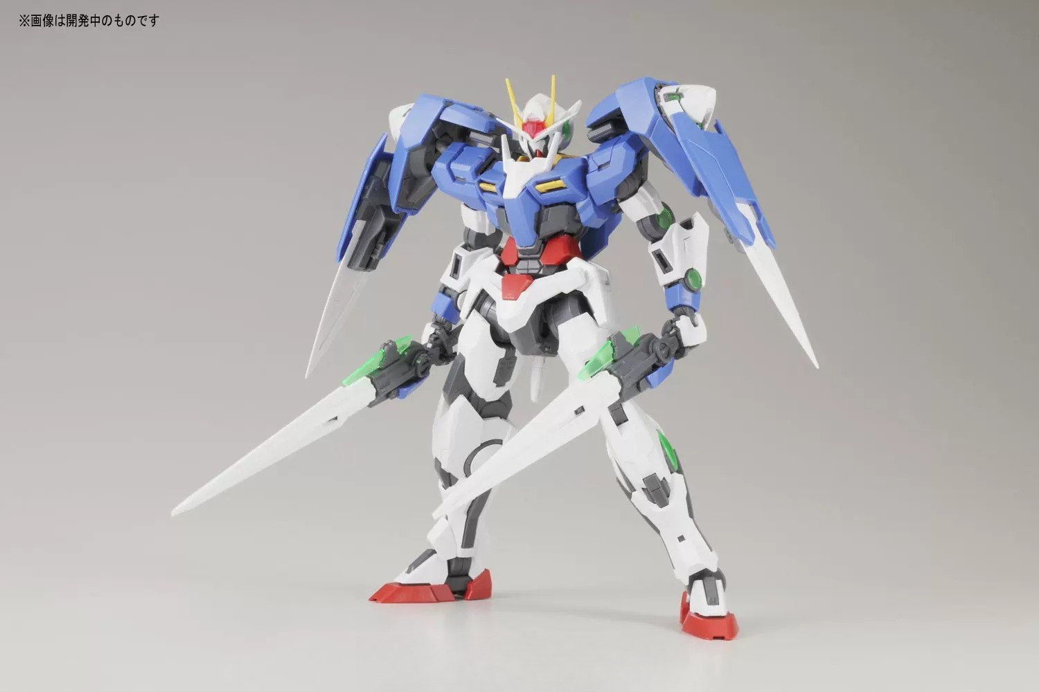 In Stock Bandai MG 1/100 00 Ra - Gundam Model Mg recensione e prezzo