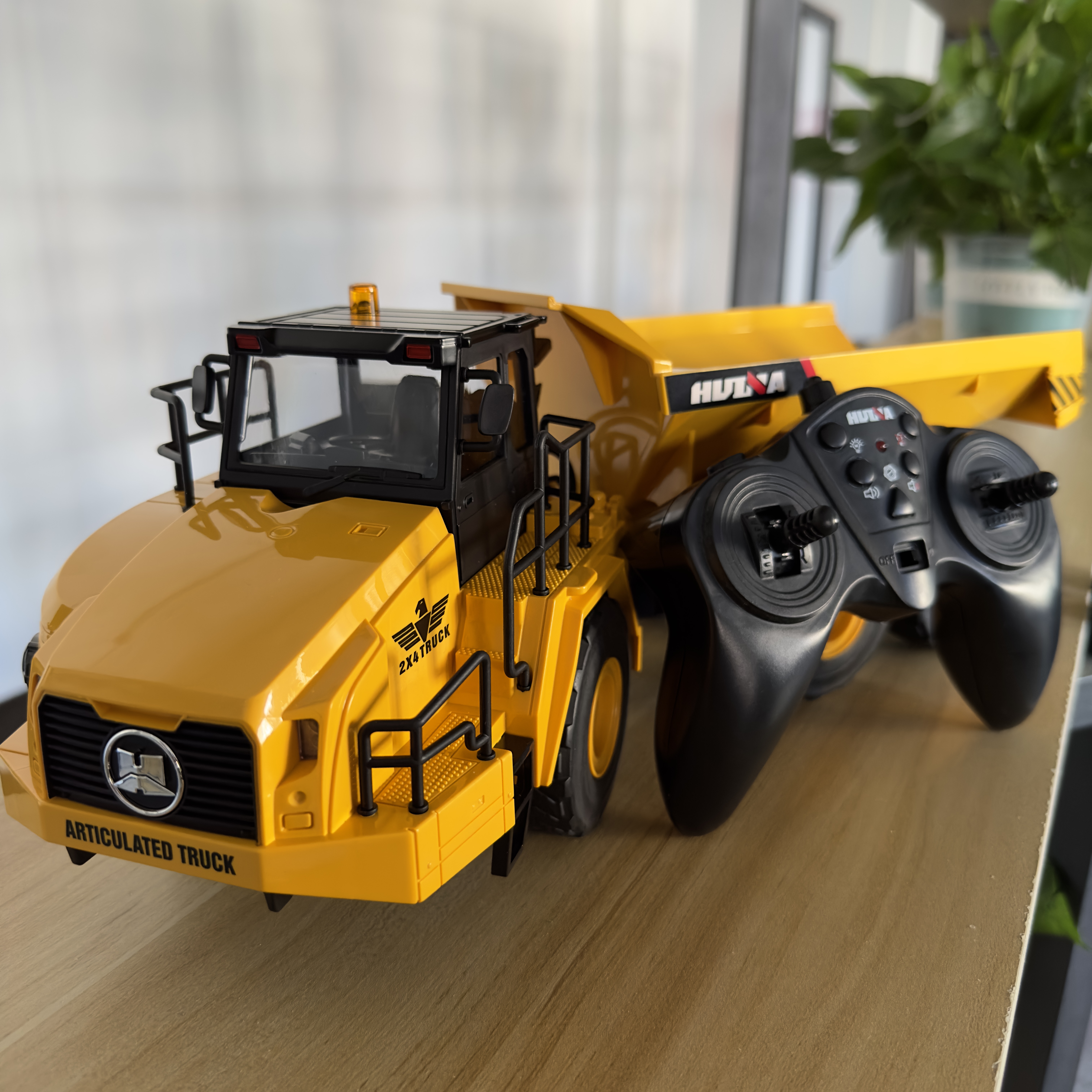 1/18 Rc Truck Dumper Huina 155 - Model Kit Excavator recensione e prezzo