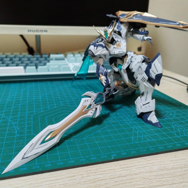 In Stock SNAA HG Tristan Assem - Model Kit Tristan recensione e prezzo