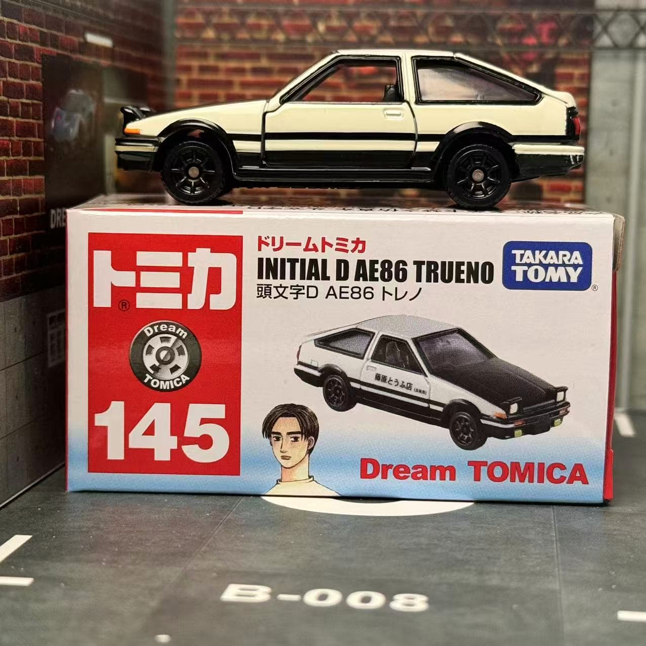 Dream Tomica NO. 145 Initial D - Model Kit Ae86 recensione e prezzo