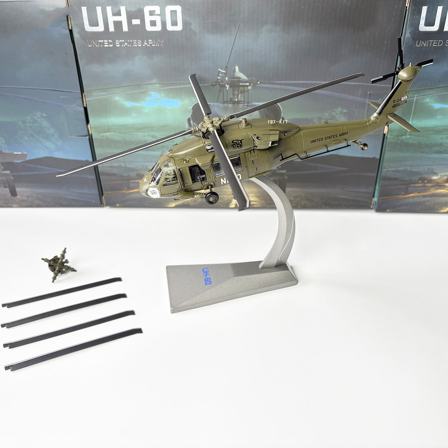 1/72 Scale U.S. UH-60 Black Ha - Model Kit Plane recensione e prezzo