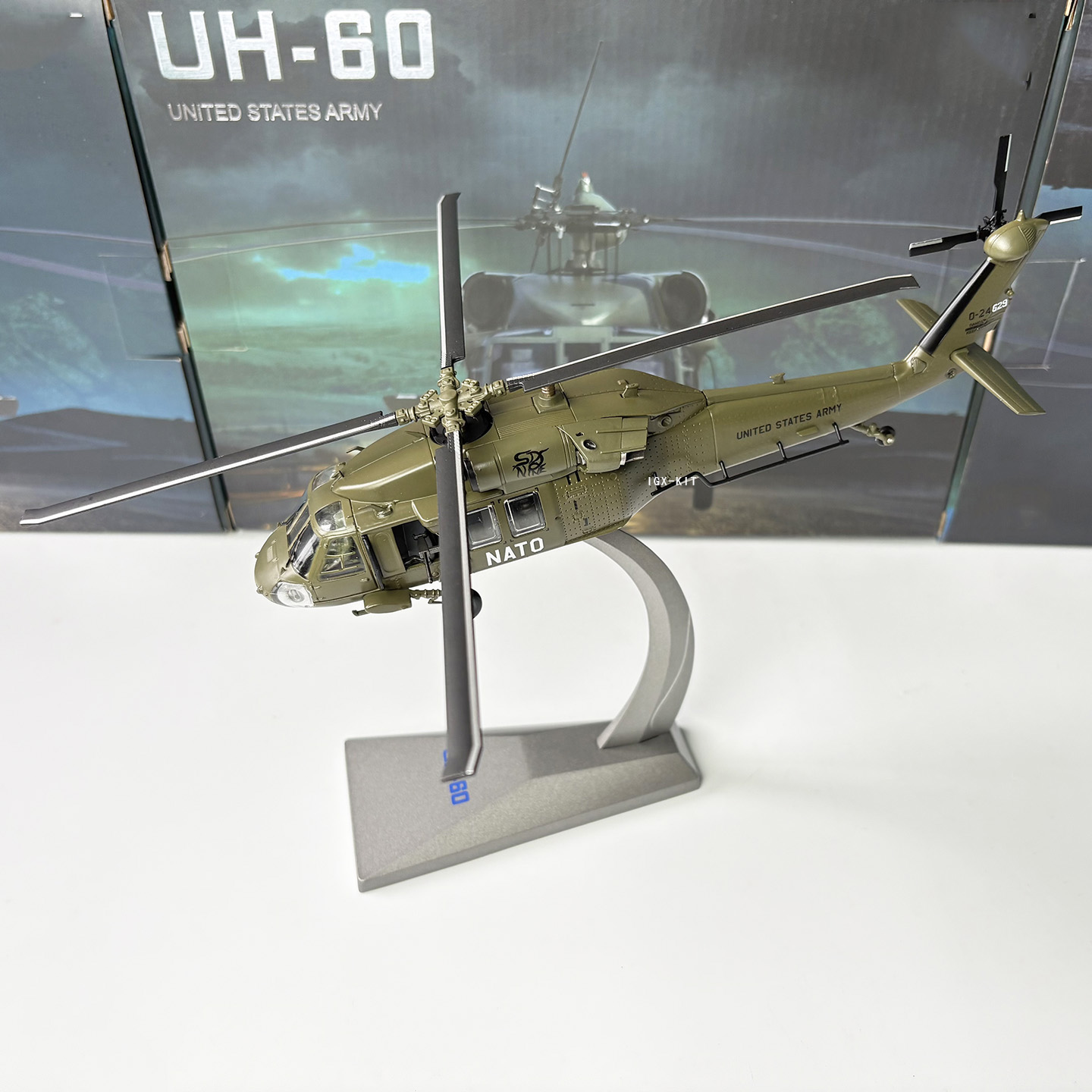 1/72 Scale U.S. UH-60 Black Ha - Model Kit Plane recensione e prezzo