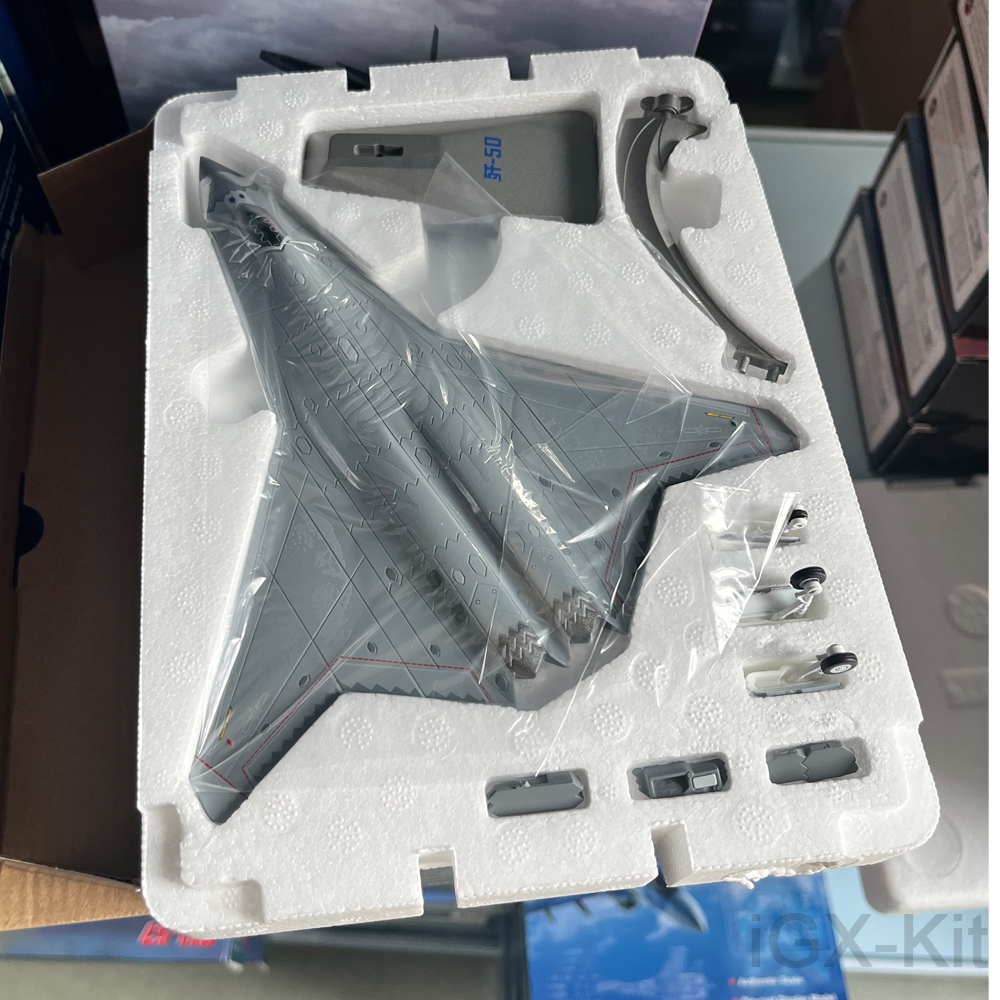 1:144 Scale China J50 Fighter  - Model Kit Plane recensione e prezzo