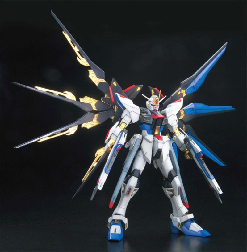 BANDAI MG 1/100 ZGMF-X20A Stri - Gundam Model Mg recensione e prezzo