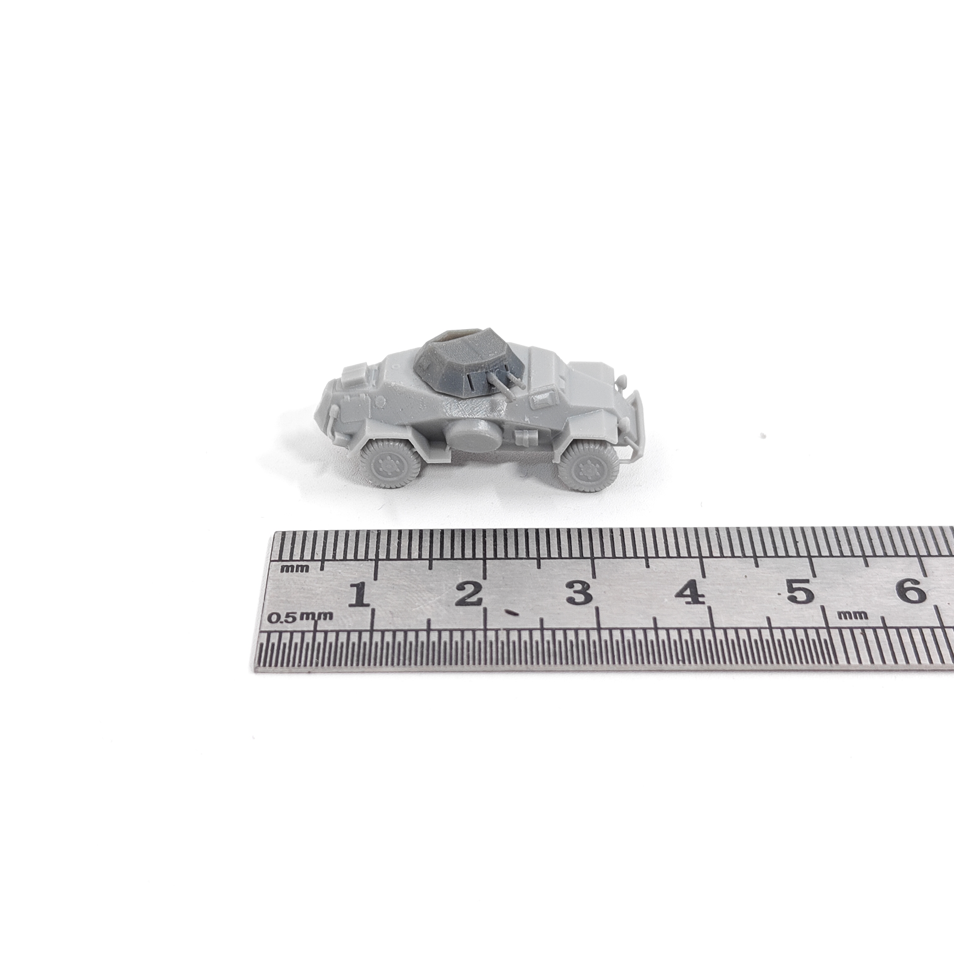 1/144 Scale Sd.Kfz.222 light a - Model Kit Zvezda recensione e prezzo