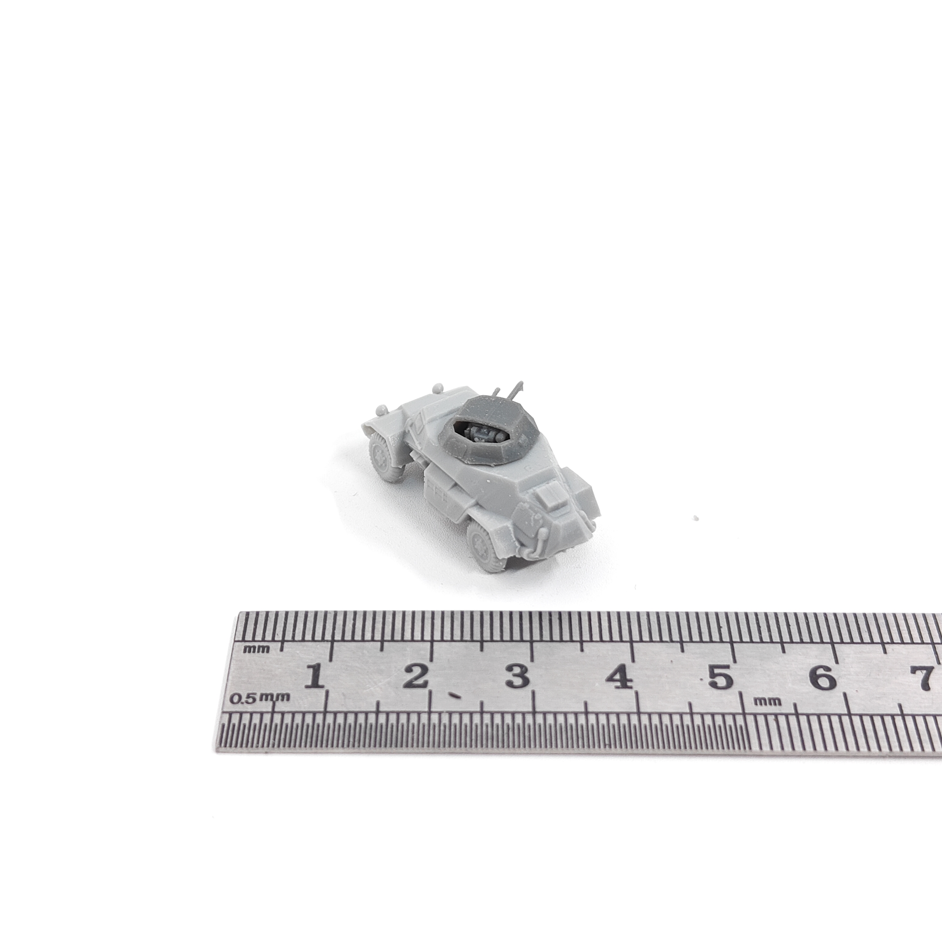 1/144 Scale Sd.Kfz.222 light a - Model Kit Zvezda recensione e prezzo