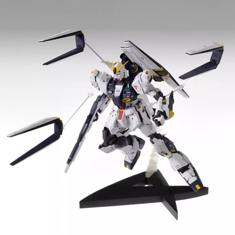 BANDAI Authentic MG 1/100 RX-9 - Gundam Model Mg recensione e prezzo