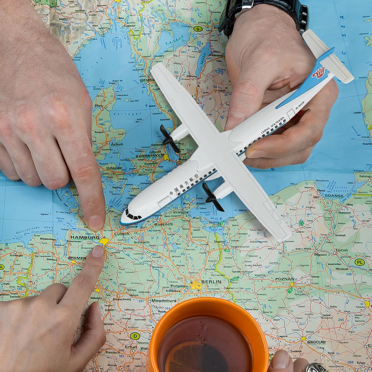 1/300 Scale China Southern ATR - Model Kit Plane recensione e prezzo
