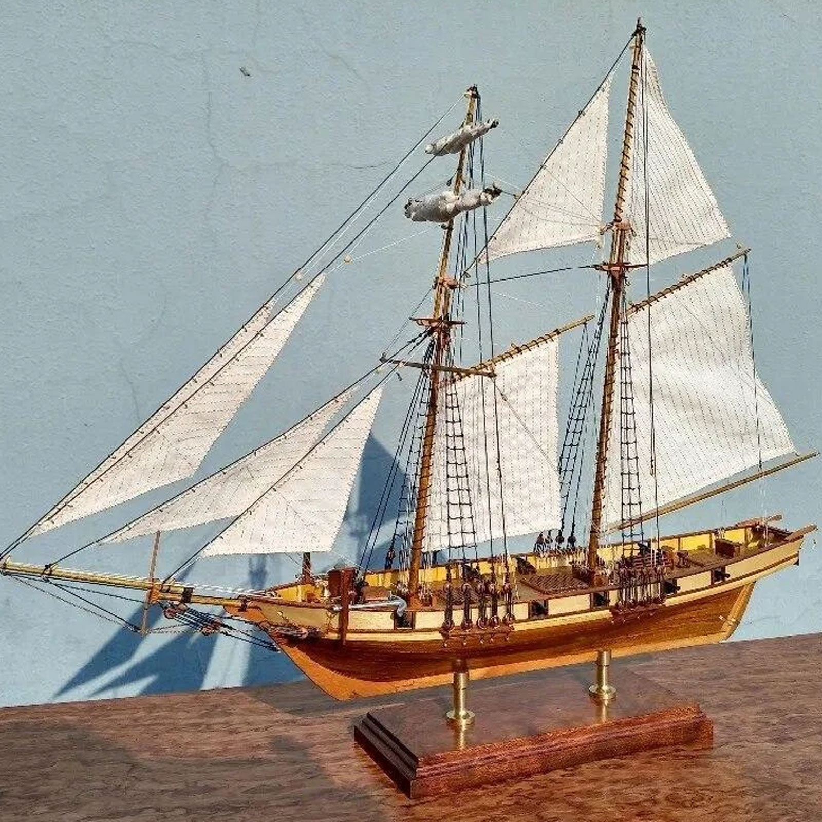 【Halcon Sailboat Wooden Model  - Model Kit Simulator recensione e prezzo