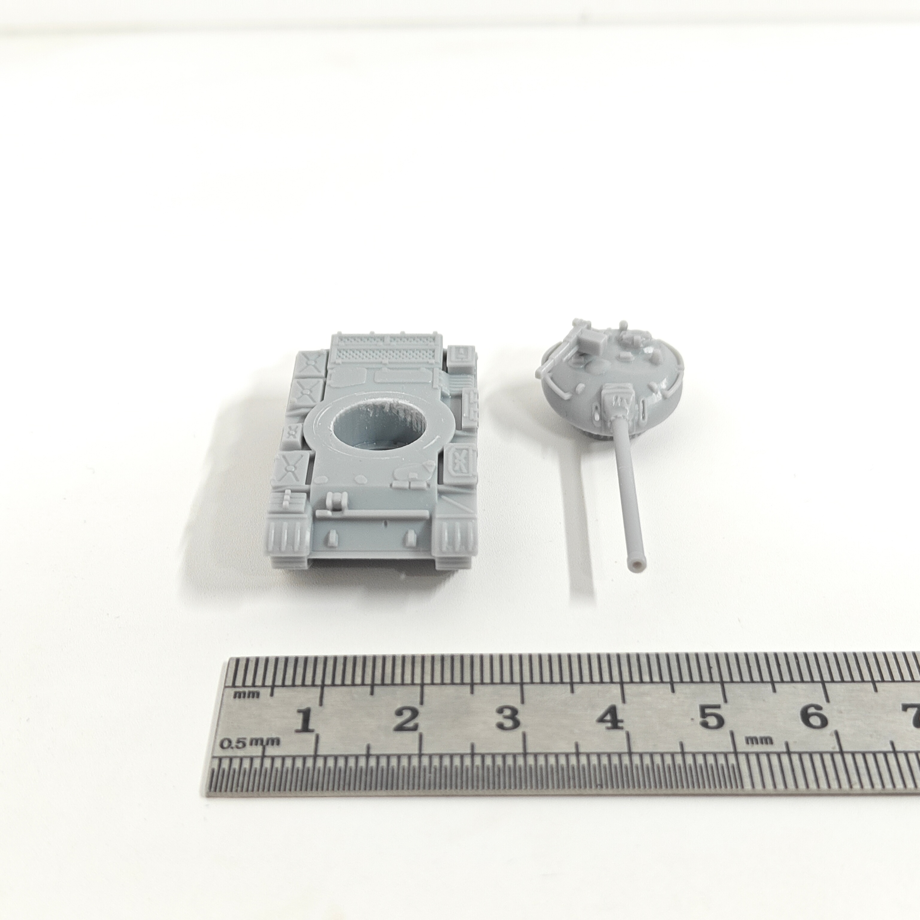 1/144 Scale Soviet T-54 Main B - Model Kit Tank recensione e prezzo